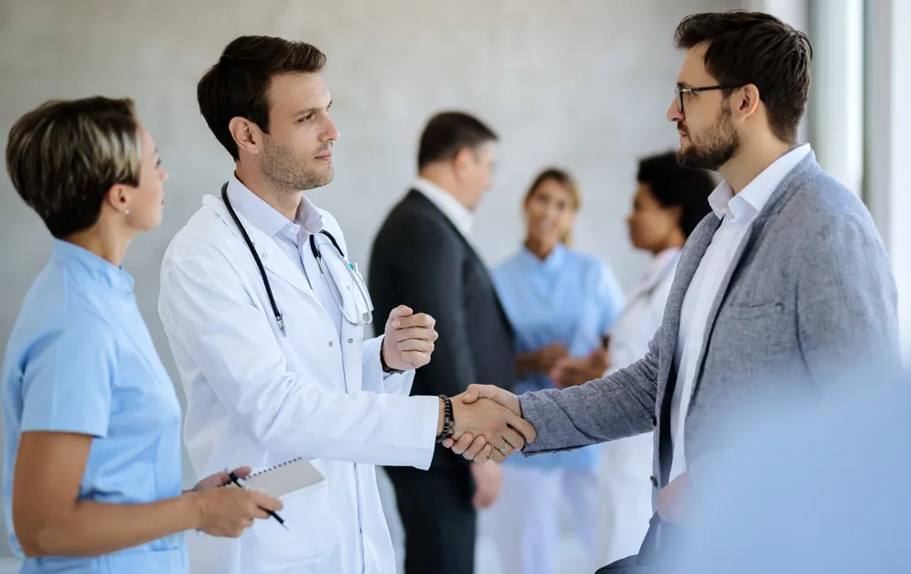 Por que investir em um plano de saúde empresarial Por que investir em um plano de saúde empresarial